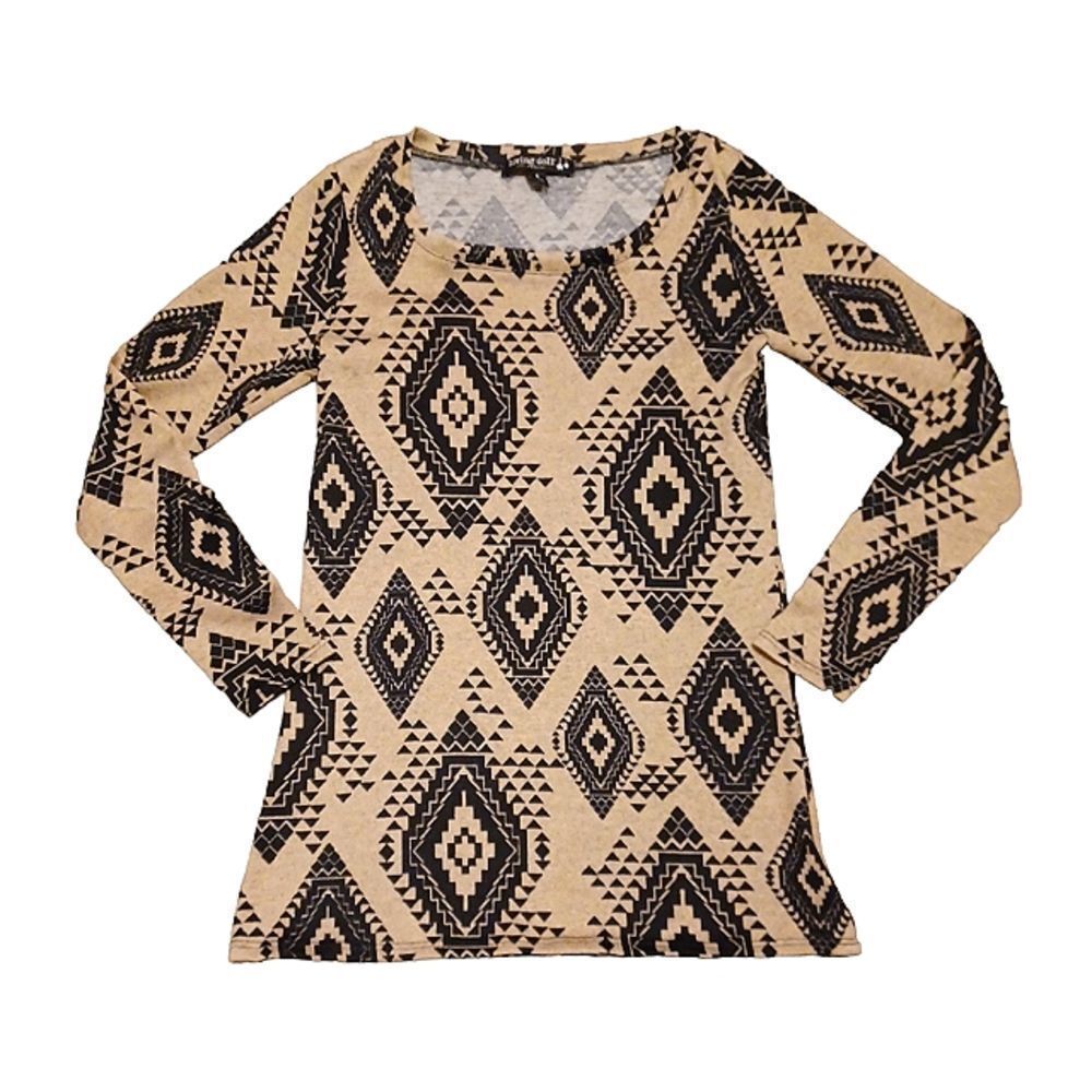 Living doll geometric top